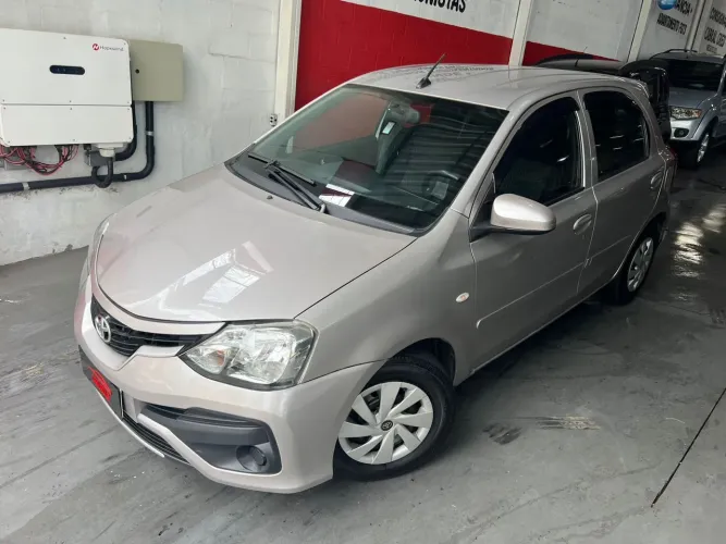 Toyota Etios X 1.3 Flex 16V 5P Mec. 2018