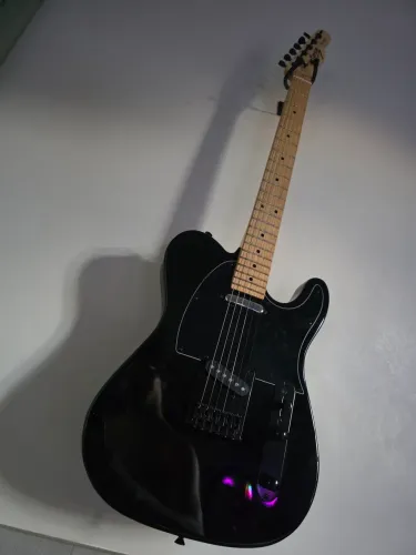 Guitarra Seven guitars