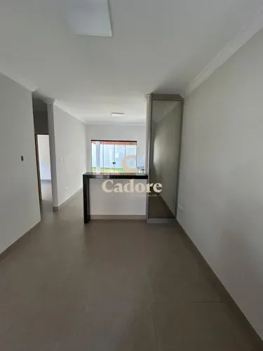 Casa à venda no Jardim Europa com 3/4 sendo 01 suíte e 02 vagas de garagem