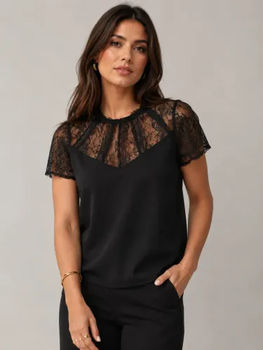 Blusinha tam M preta detalhe em renda Zara