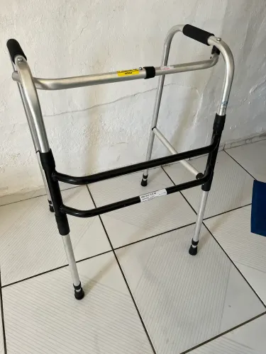 Andador Alumínio 3 BR Art A408