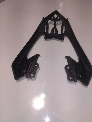Suporte Baú Superior Liga Leve Fazer150 2014+ 2023 2024 2025