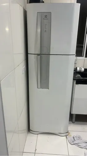 Geladeira e máquina de lavar Electrolux