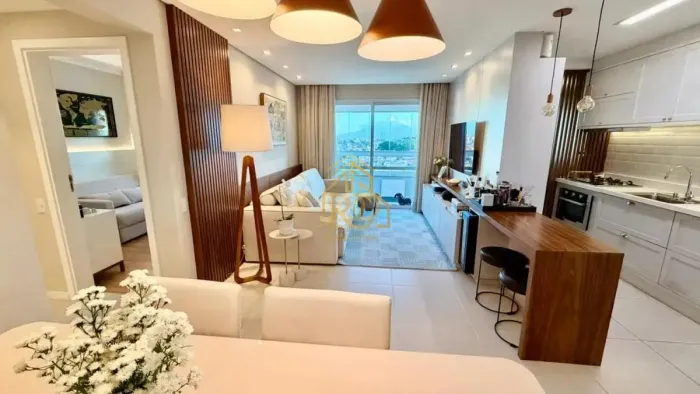Residencial Apartamento - Venda - 104,00 (M²) de Área Total - 76,00 (M²) de Área Privativ