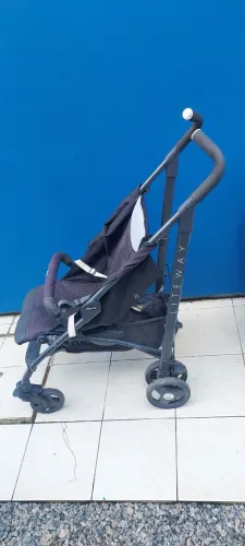 carrinho de bebê