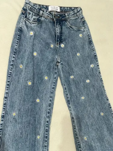 Calça Jeans Wide Leg Bordada Margaridas Tam. 36 Nova
