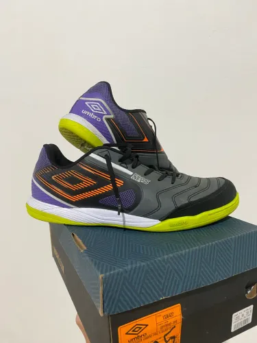 NUM-40 / CHUTEIRA FUTSAL UMBRO PRO 5 CLUB BUMP