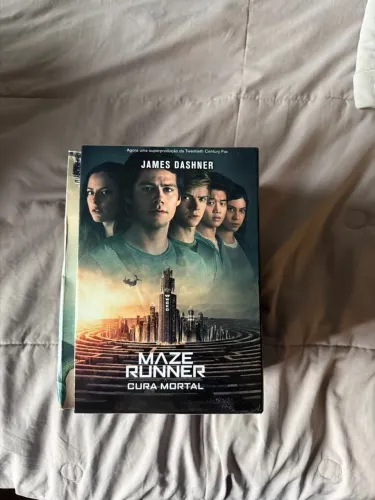 Box maze runner