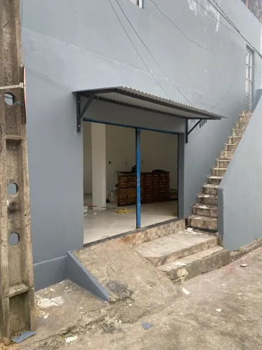 Aluga-se ponto comercial