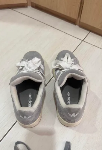Vendo tênis Adidas Campus feminino