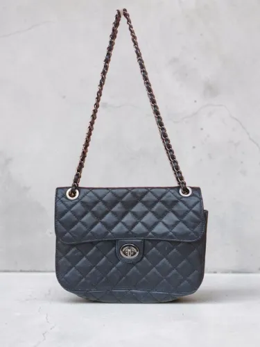 bolsa de couro legítimo tuqi.tá matelasse preto alça corrente
