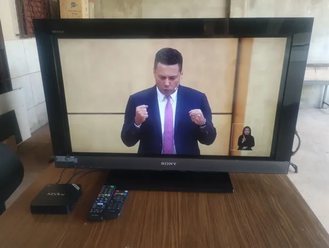 Tv Sony 32 em estado de novo!