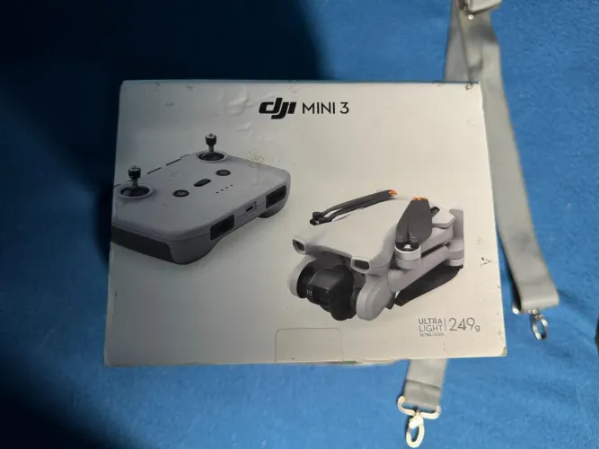 DJI MINI 3 + CONTROLE SEM TELA + 3 BATERIAS (Aceito Troca)