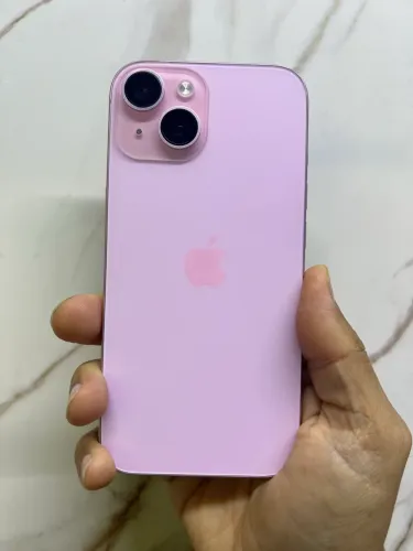 iPhone 15 128gigas bateria 85%
