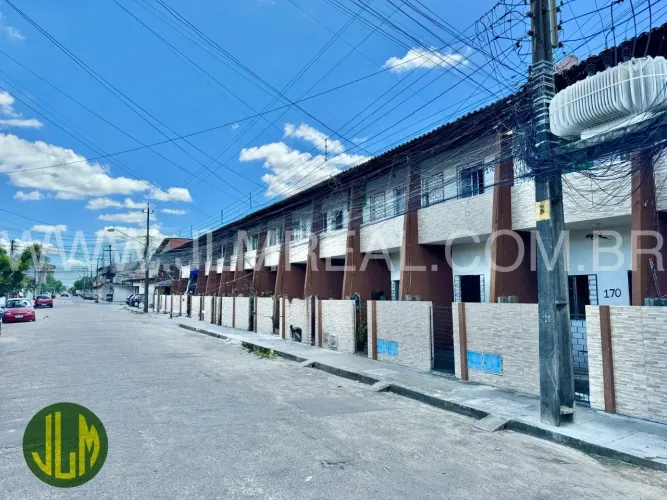 Vendo Vila com 32 Casas Documentadas no Bairro Henrique Jorge Fortaleza - CE
