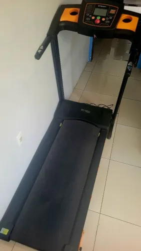 Esteira DREAM FITNESS em perfeito estado