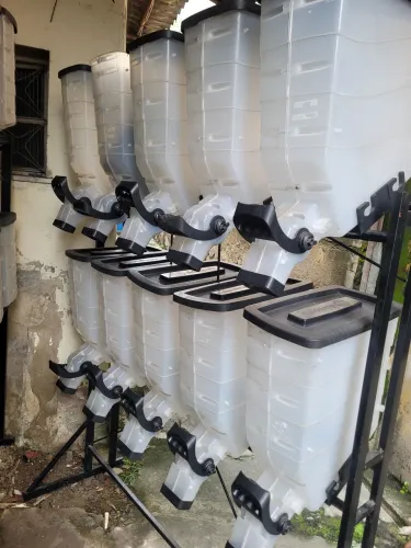 Dispenser para ração