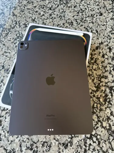 iPad Pro 13inch M4
