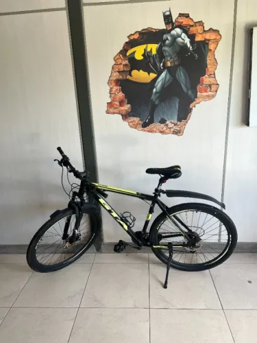bike aro 29 pouquissima usada inteira