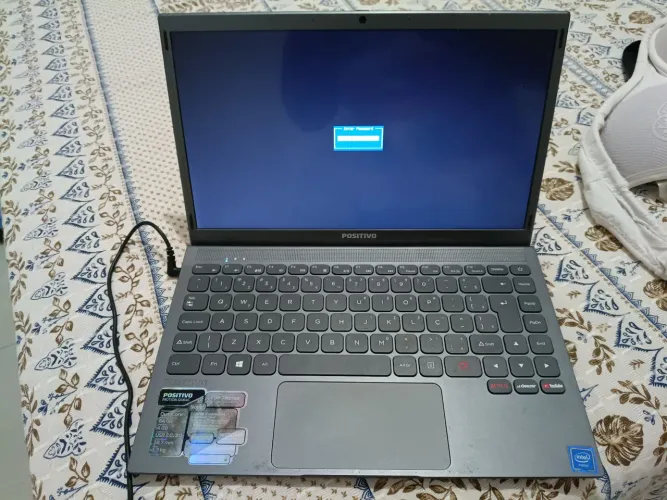 Vende-se Notebook Positivo