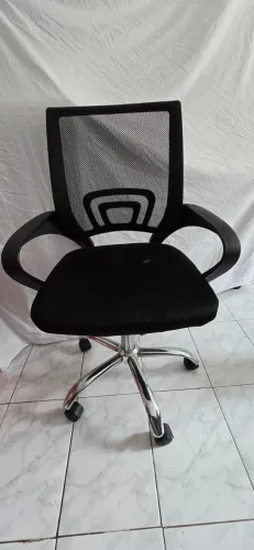 Cadeira de Escritório, Diretor, Giratória,Preta, com rodinhas
