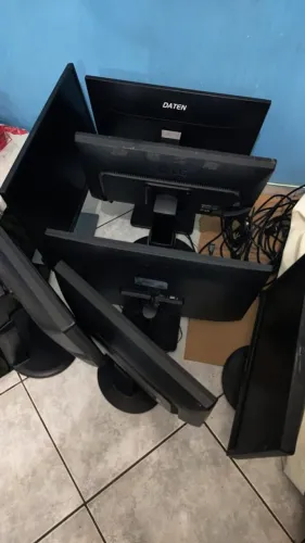 Monitor para PC 18,5 ou 20 polegadas