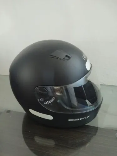 Capacete