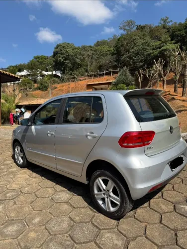 Volkswagen Fox Comfortline 1.6 Flex 8V 5P 2016
