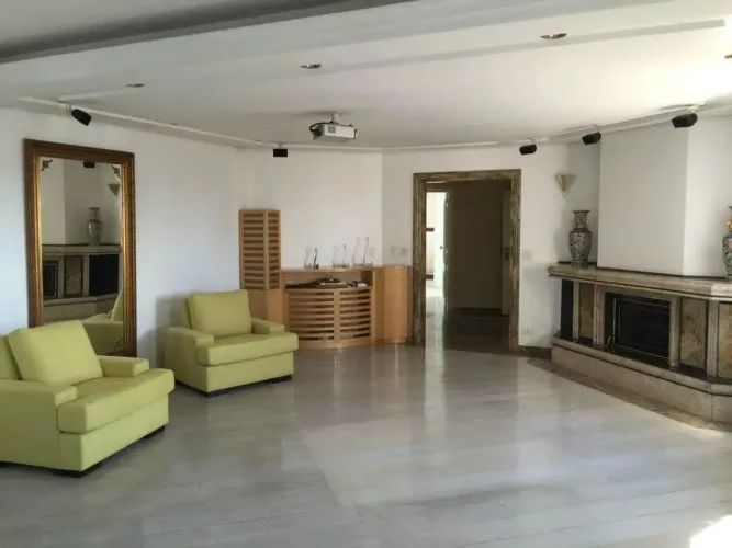 Apartamento alto padrão à venda no condomínio Maison Jardim Phoenix na Saúde em São Paulo 