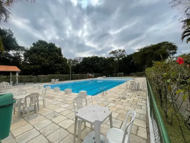 Apartamento - Parque Industrial - Ed.Azaléias - 48 m²