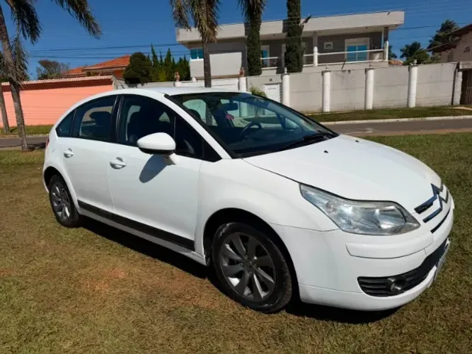 Citroen C4 GLX 1.6 Flex 16V 5P Mec. 2012