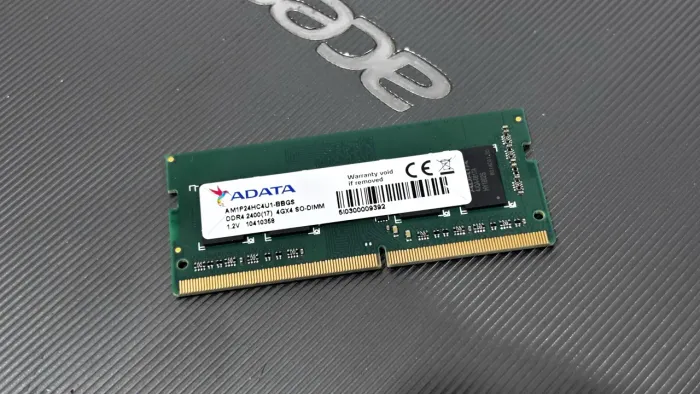 Memoria 4gb ddr4 2400 Adata ( seminova ) notebook - temos 8gb ddr4 2400,2666 e 3200