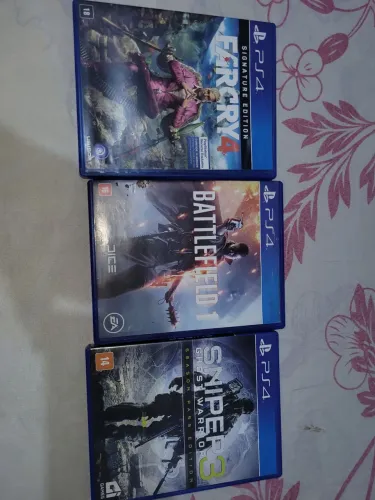 Jogos ps4 50 cada.