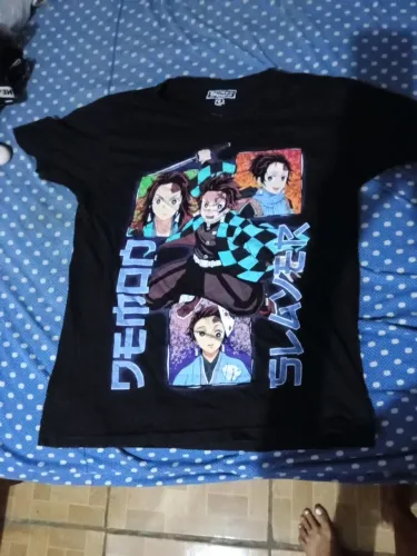 Camisa de Demon Slayer