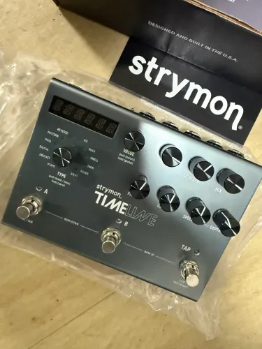 Pedal de delay Strymon
