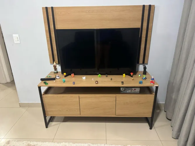 Hack com painel para a TV