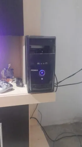 Pc celeron j1800 para retirada de peças.