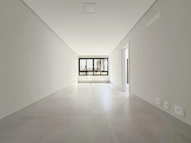 ÁREA PRIVATIVA 3 QUARTOS À VENDA - BAIRRO PRADO