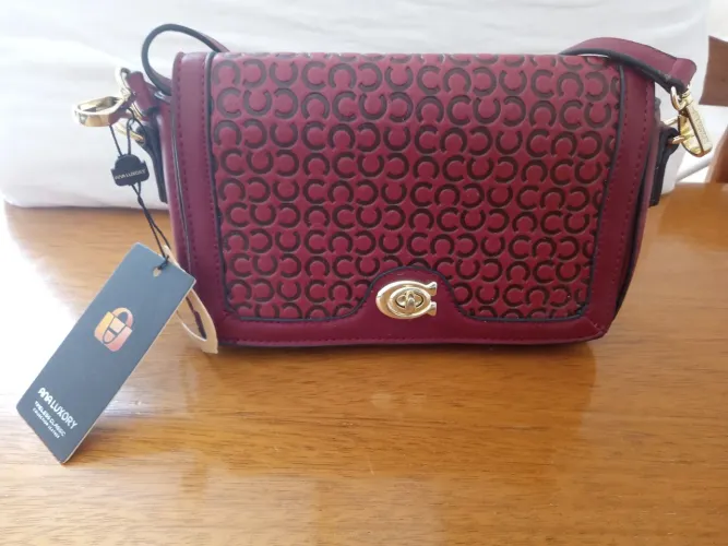 BOLSA PEQUENA DE OMBRO