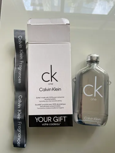 Garrafa Calvin Klein