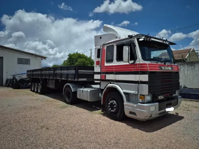 SCANIA 113 Frontal 1993