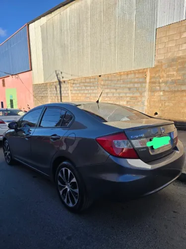 Honda Civic Sedan LXR 2.0 Flexone 16V Aut. 4P 2016