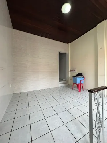 Casa à venda no Centro