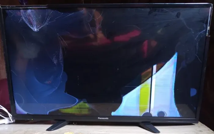 TV Panasonic com defeito