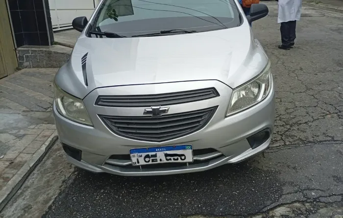 Chevrolet Onix Hatch LS 1.0 8V Flex Power Mec. 4P 2015