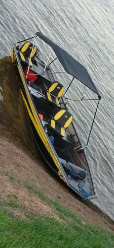 Barco a venda