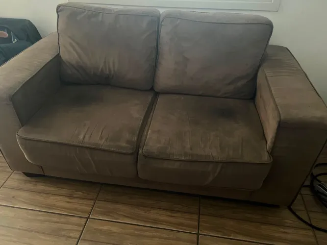 Sofá 2 lugares