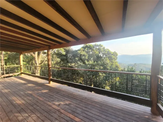 Casa com 3 quartos para locação em Roseira - SP