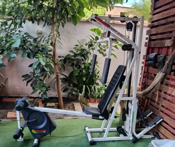 Estação De Musculação Athletic Advanced 200 - Completa Com Pedal