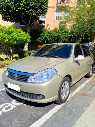 Renault Symbol Privilège Hi-flex 1.6 16V 4P 2013